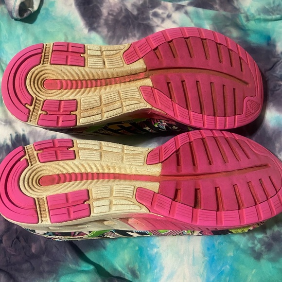 ASICS fuzegel new York marathon theme shoes…good used condition - Picture 7 of 7